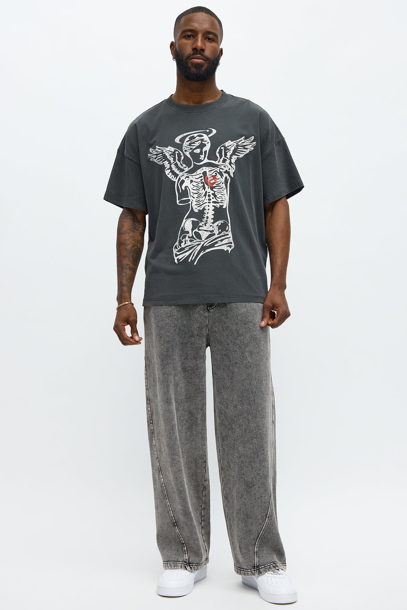 Halos & Heartbreakers Club Short Sleeve Tee - Black Wash