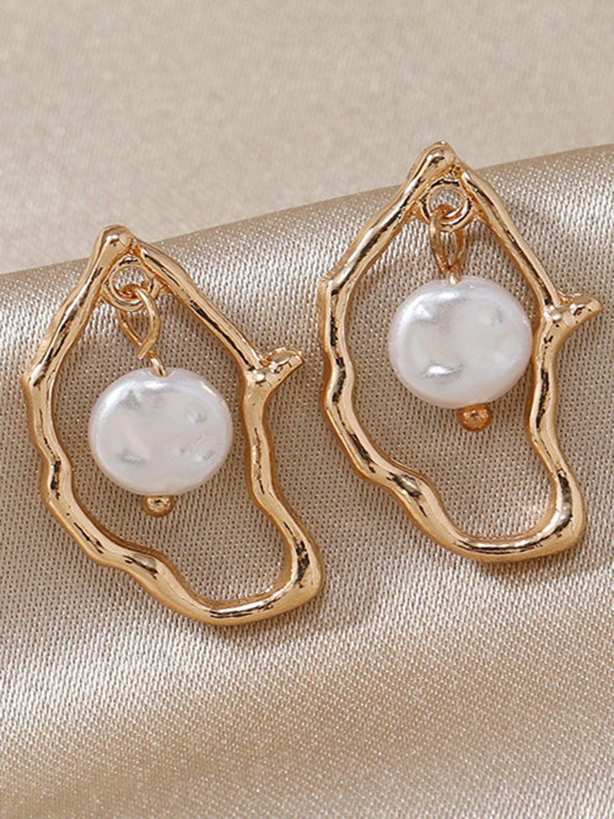 Daily Drop Mart Irregular Gold Frame Pearl Drop Earrings 
